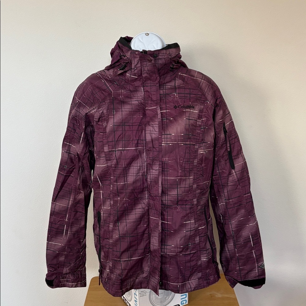 Columbia Interchangable Maroon Checkered Hooded Jacket Size Medium